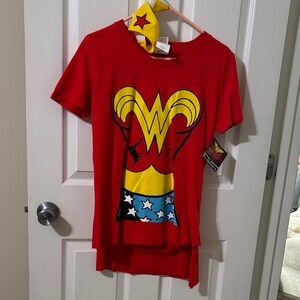 NWT Wonder Woman Costume T-Shirt - Red and Yellow size large